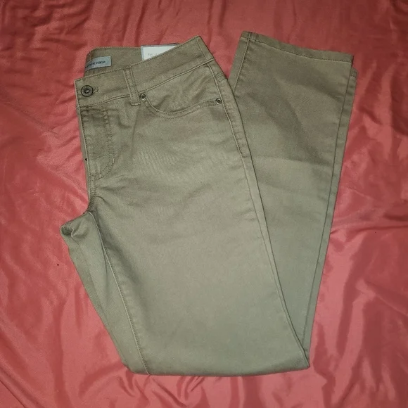 NWT Chicos Khaki Slim Leg Jeans-2 - Picture 3 of 7